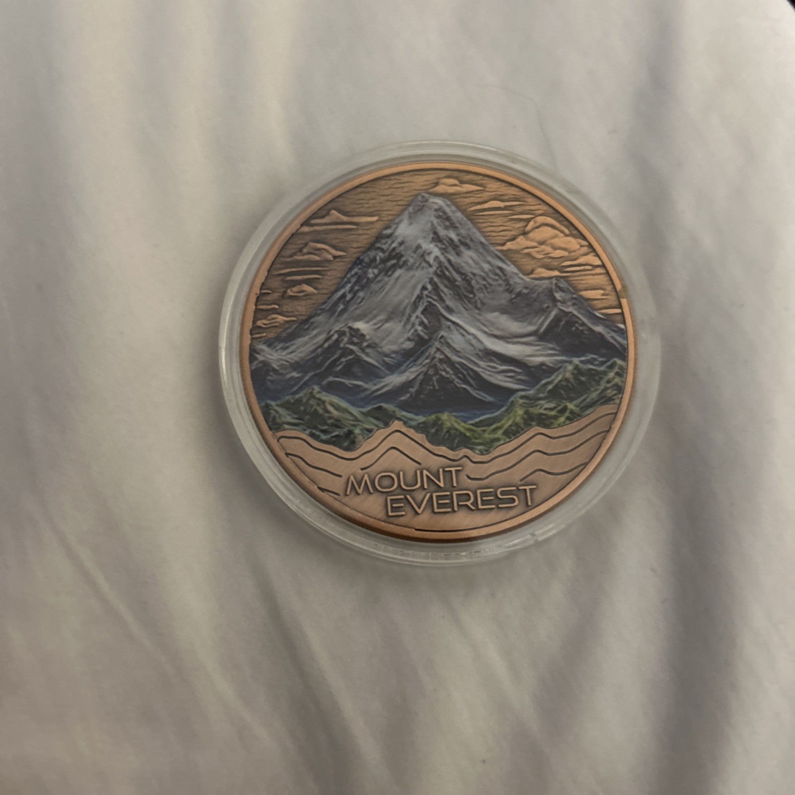 Mount Everest - 5 oz .999 Fine Copper Colorized Round Natural Wonders W/ Capsule