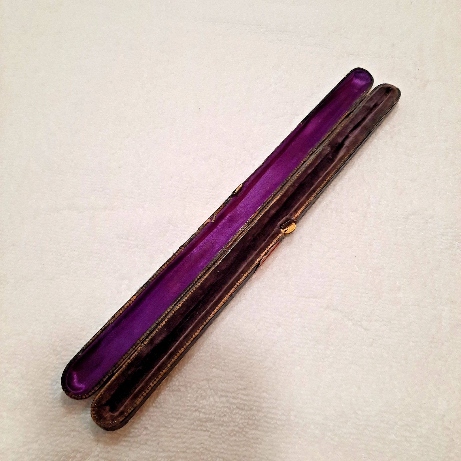 Antique Vintage Purple Velvet Lined Case, Med Instrument Case?  12"L