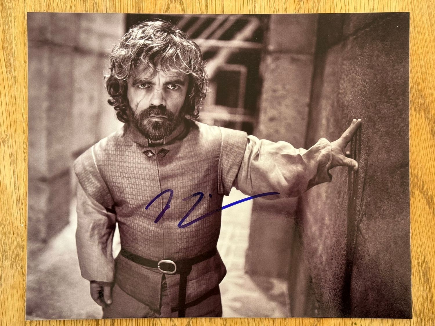 Genuine Autograph Peter Dinklage 20x25cm