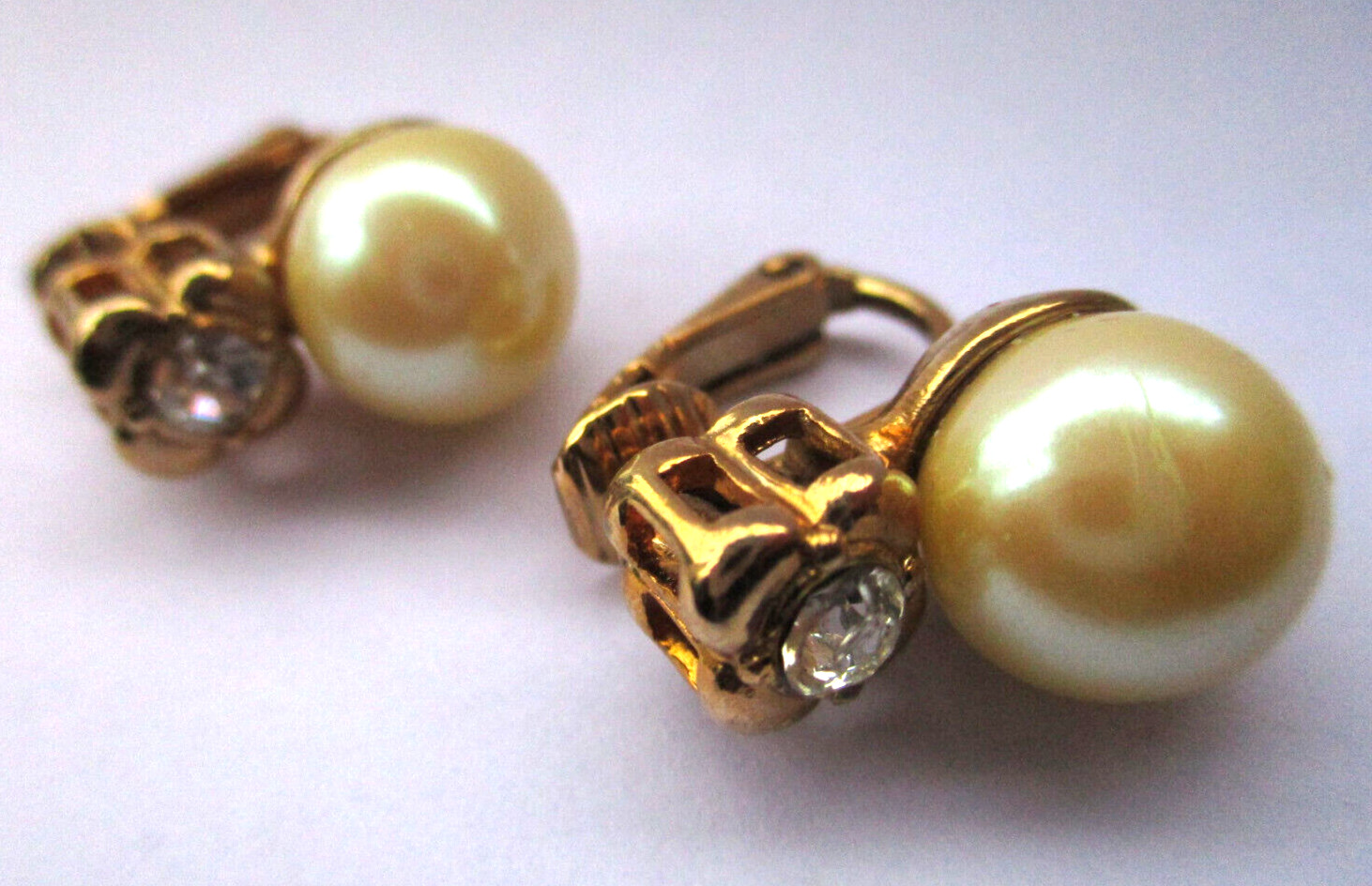 Avon Faux Pearl and Rhinestone Clip-on Earrings Gold Tone Vintage Signed 5/8"