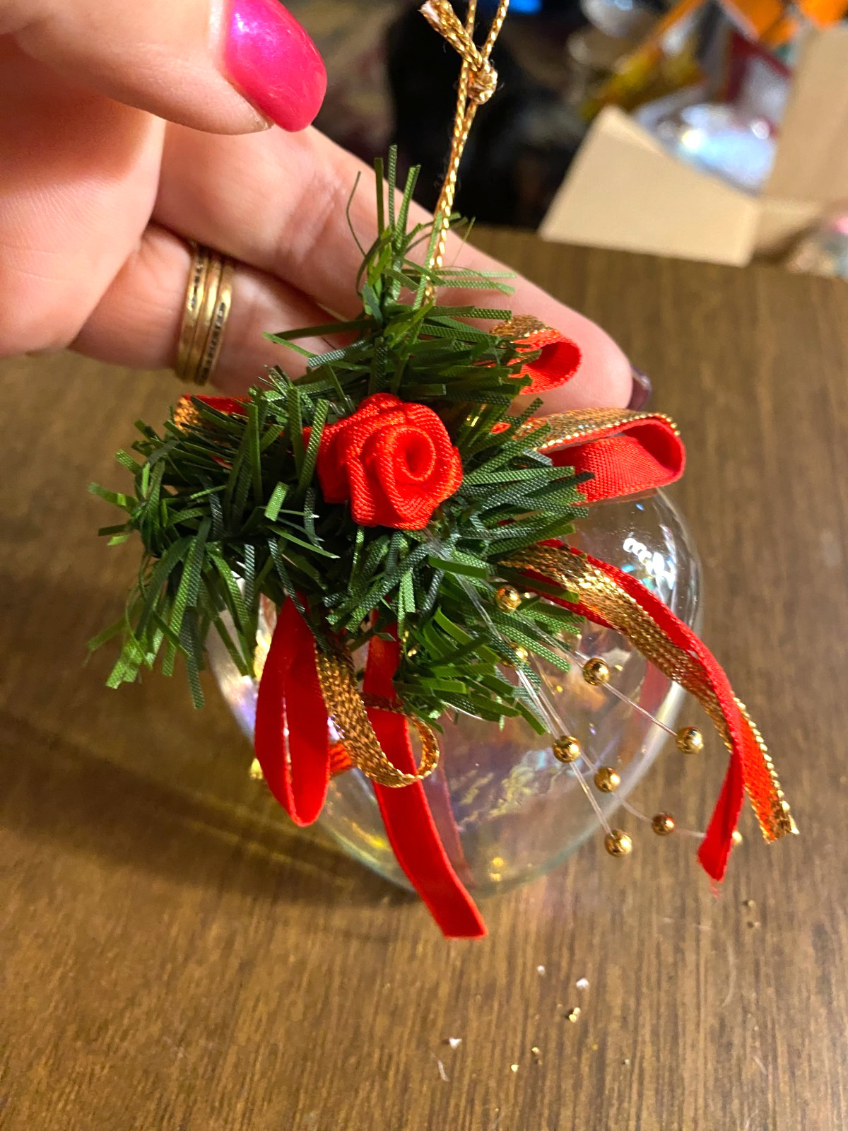 Victorian Red Roses on Iridescent Blown Glass Heart Christmas Ornament 2 1/2"