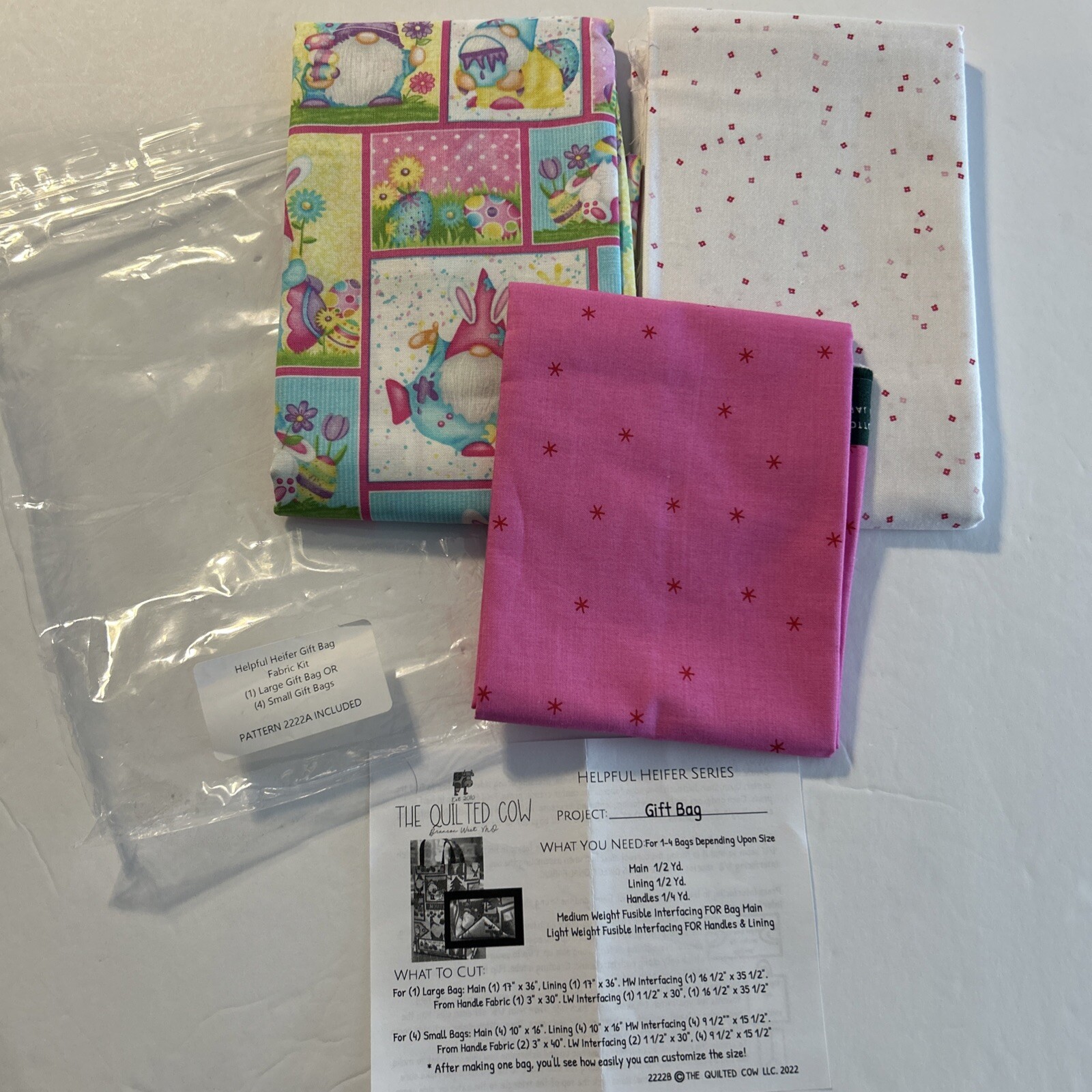 The Quilted Cow Helpful Heifer Girt Bag Kit NEW Easter Cotton Fabric & Pattern