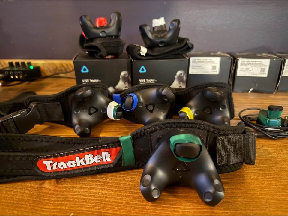 HTC Vive Tracker 3.0 x6 + Base Station 2.0 x2 Full Body Tracking VRChat FBT Kit