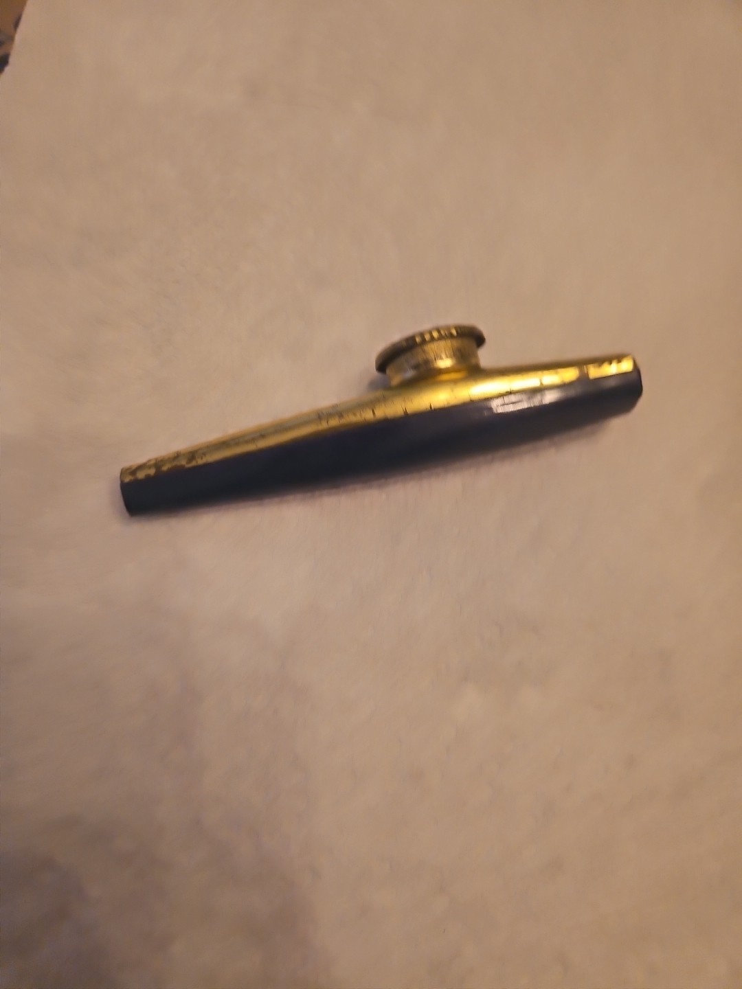 Trophy 701B Metal Kazoo