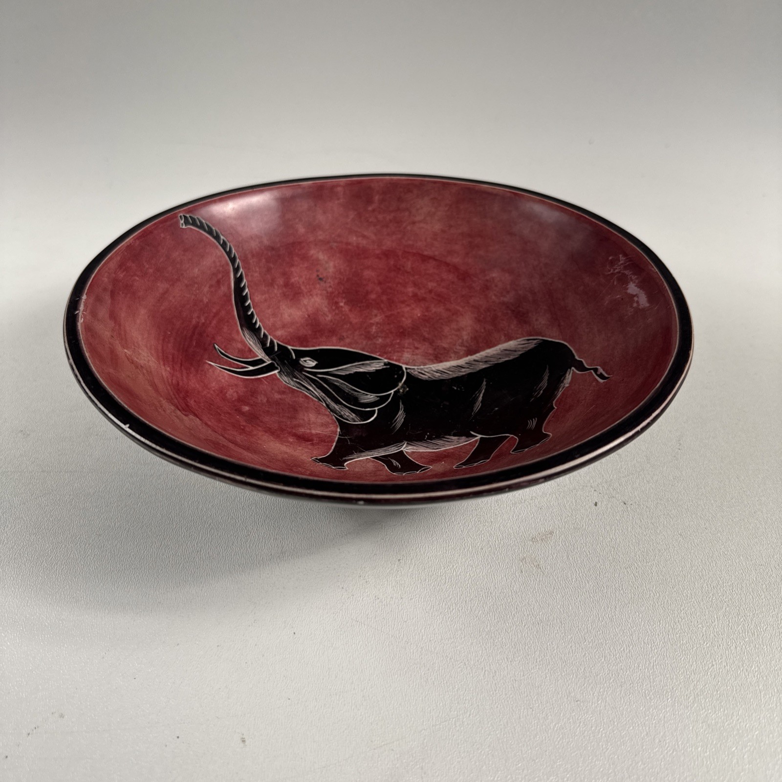 Vtg Kenyan Soapstone Bowl John Masrura Hand Carved Painted Elephant Red