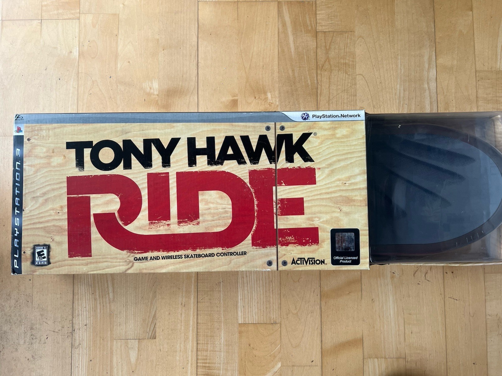 Tony Hawk RIDE PS3 Game + Wireless Skateboard Controller (New)