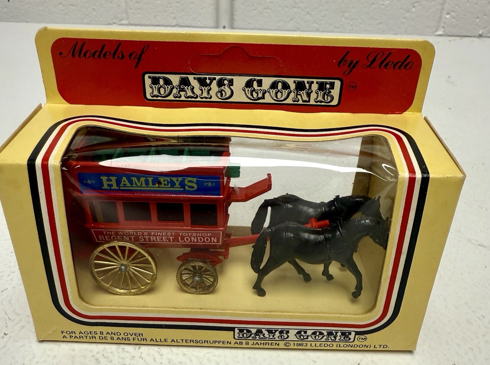 Vintage Diecast Models of Days Gone By Lledo London Toy Red Stagecoach Hamley’s