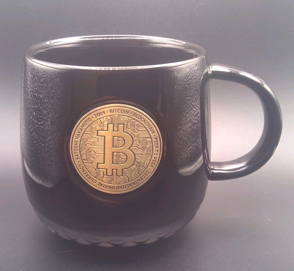 : BITCOIN : Decentralized Digital Currency Coffee Mug