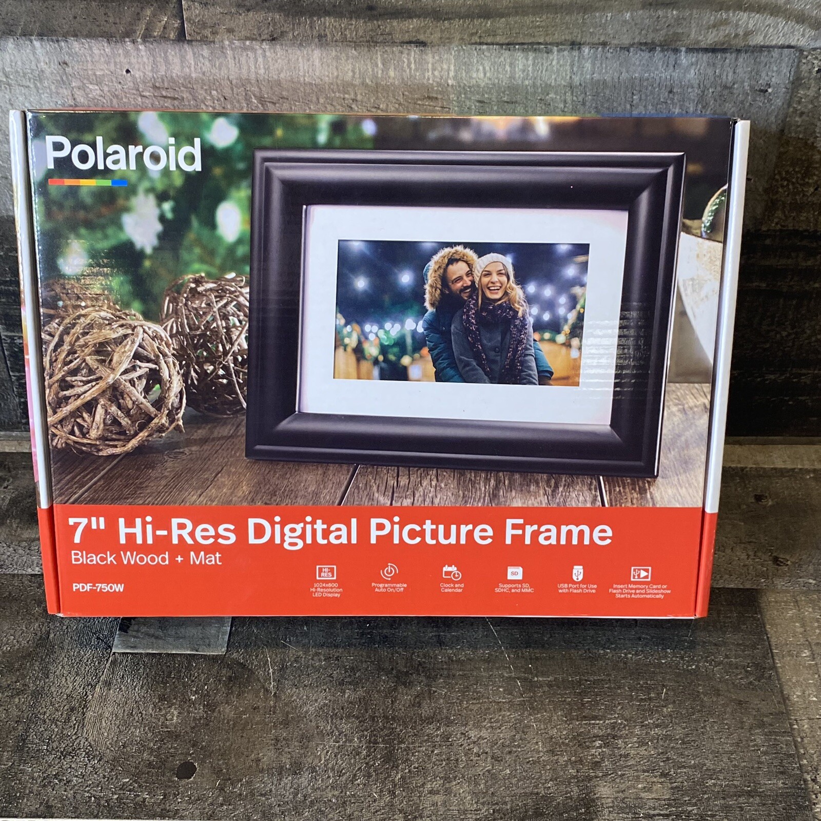 Polaroid 7” Hi-Res Digital Picture Frame - Wood Frame + Mat Sealed