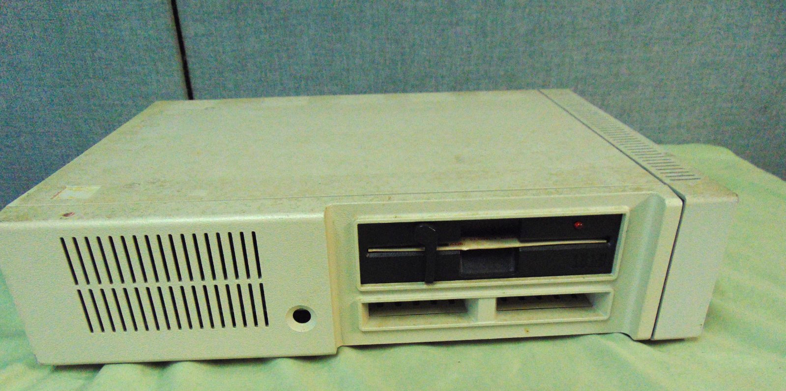 IBM PC Jr 4860 Vintage Computer (untested) No Power Cord/See Pics