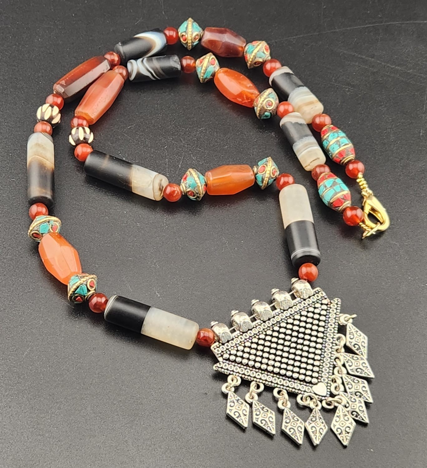 Vintage Himalayan Tibetan Old Carnelian Agate Beads Beautiful  Necklace Rare