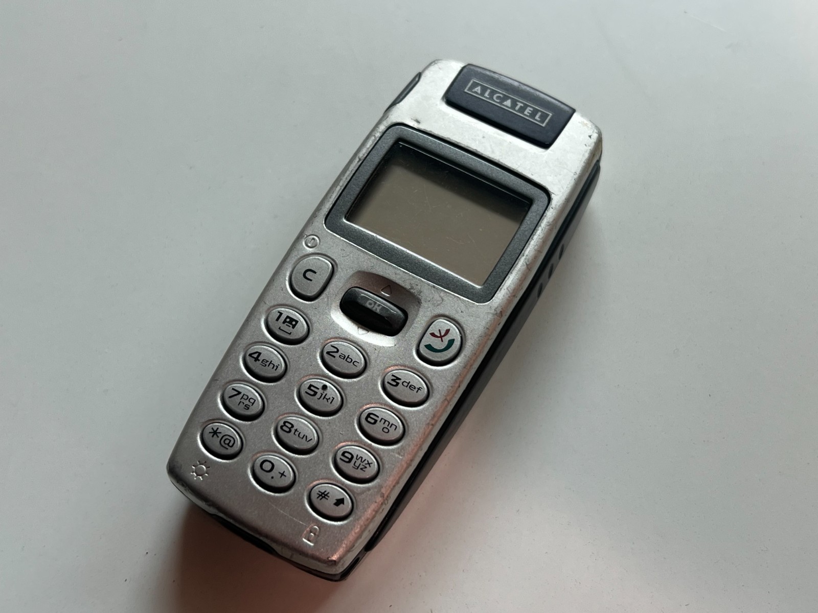 Alcatel BF4 Silver color Vintage Cell phone No battery