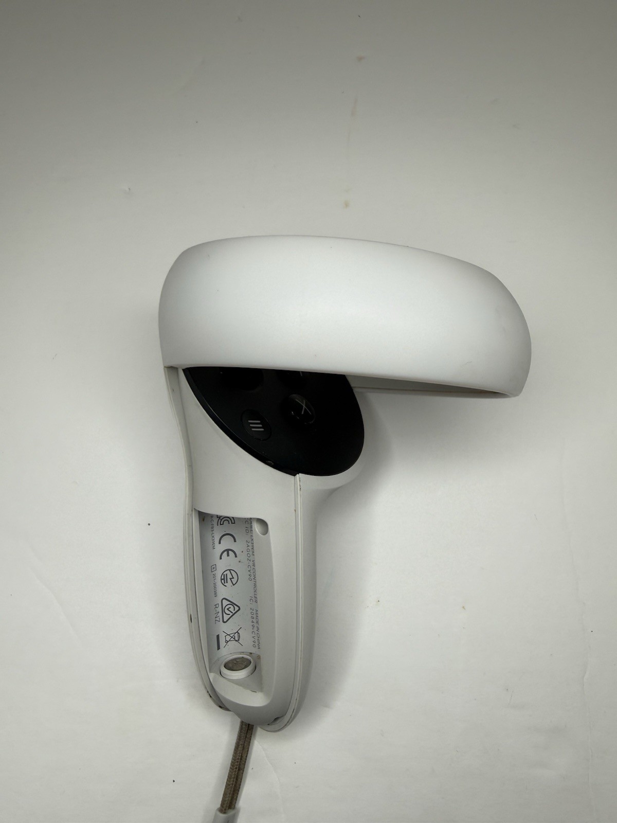 Meta Quest 2 VR Controller LEFT White Bluetooth *FOR PARTS*