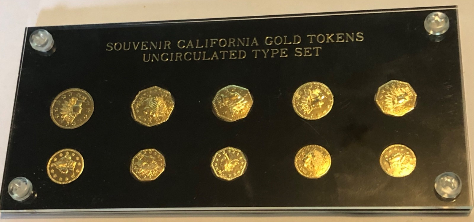 10 DIFFERENT - SOUVENIR CALIFORNIA GOLD TOKEN COIN SET IN DISPLAY HOLDER