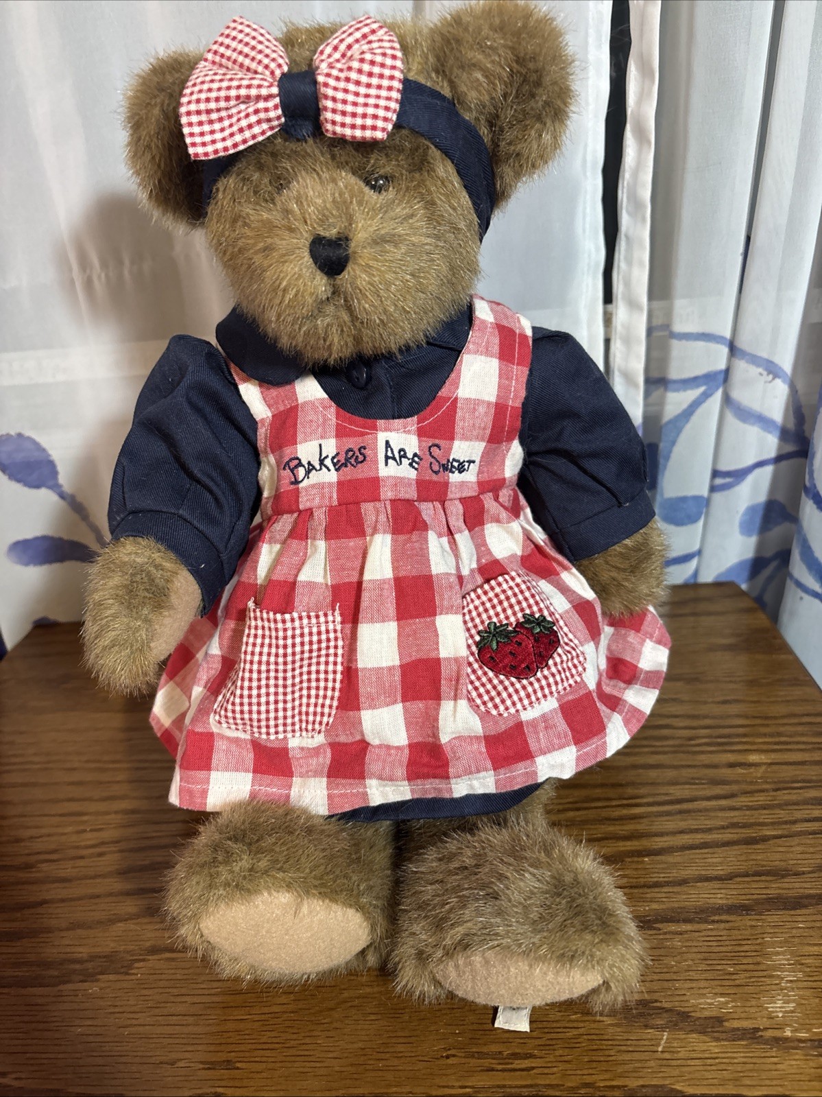 Boyd's Bears Mrs. Doughbeary #903137 Navy Dress & Red Checked Apron Plush 14”