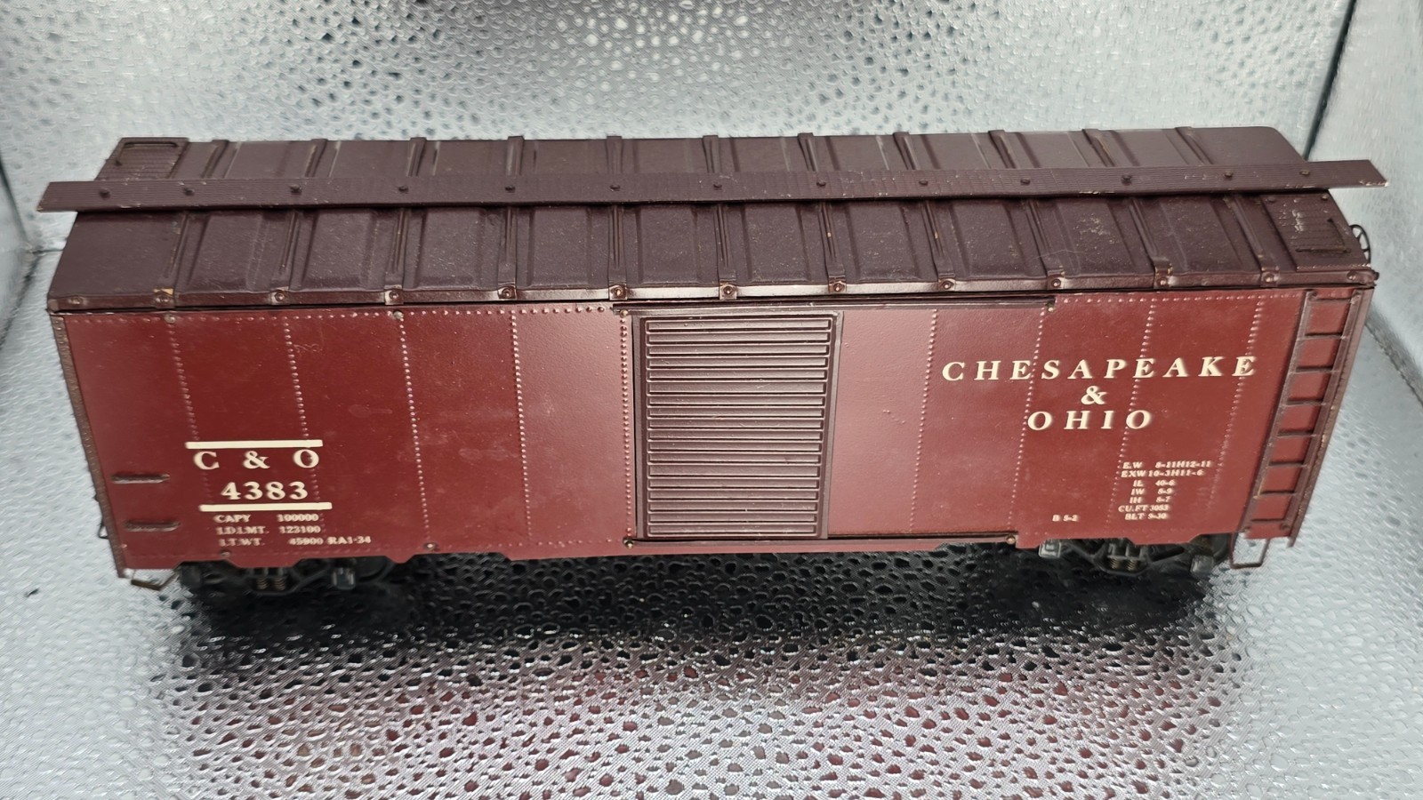 Vintage O Gauge CHESAPEAKE & OHIO Boxcar C&O 4383 Maroon Brown Metal Train Car