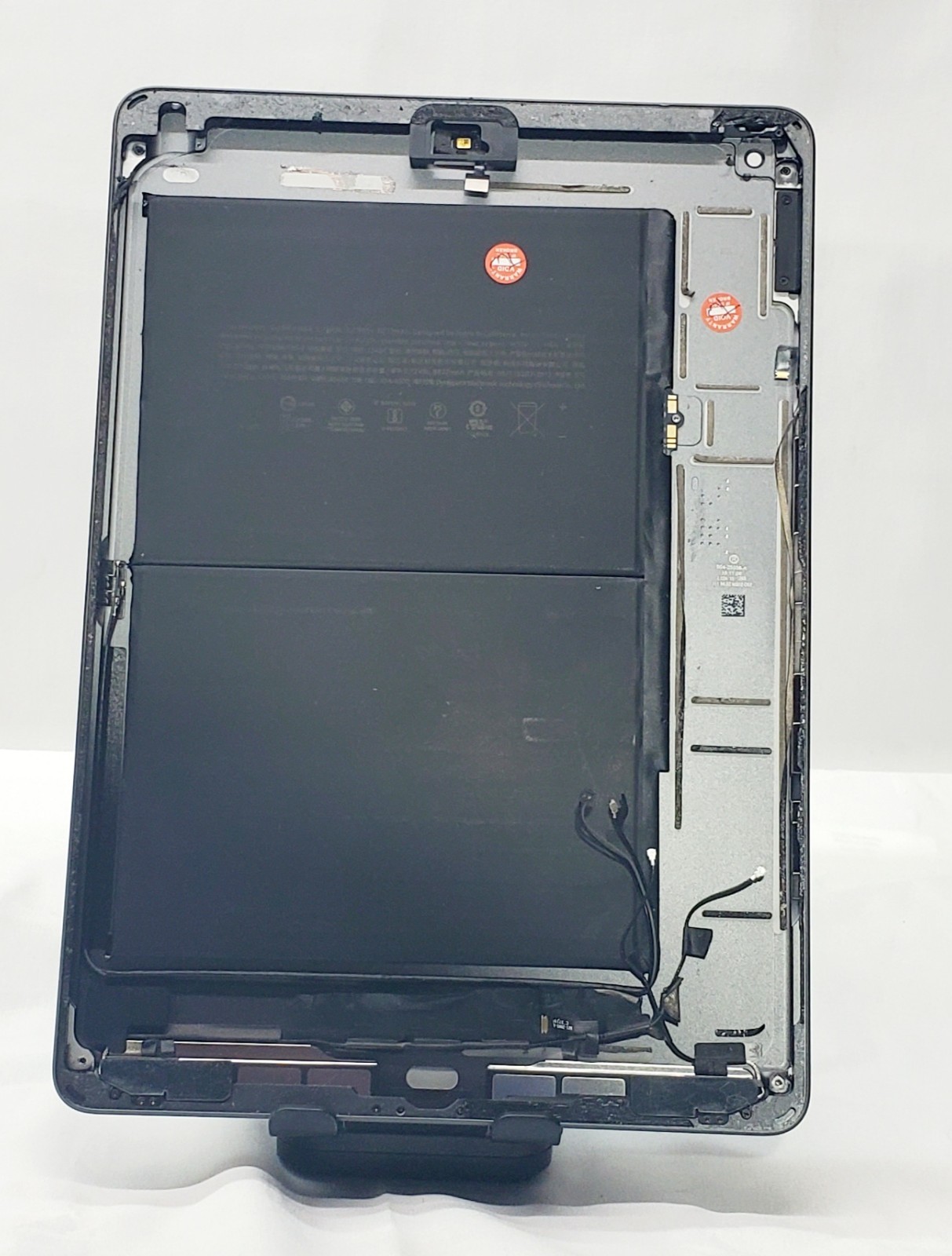 Apple iPad 7th Gen 10.2" WIFI A2197 Original back housing with battery. GRAY