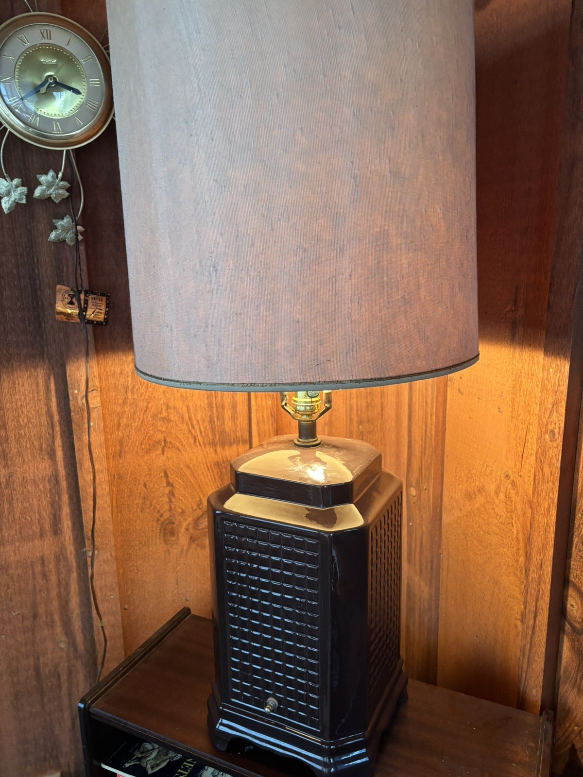 Haeger Mid Century Art Deco Style Ceramic Table Lamp