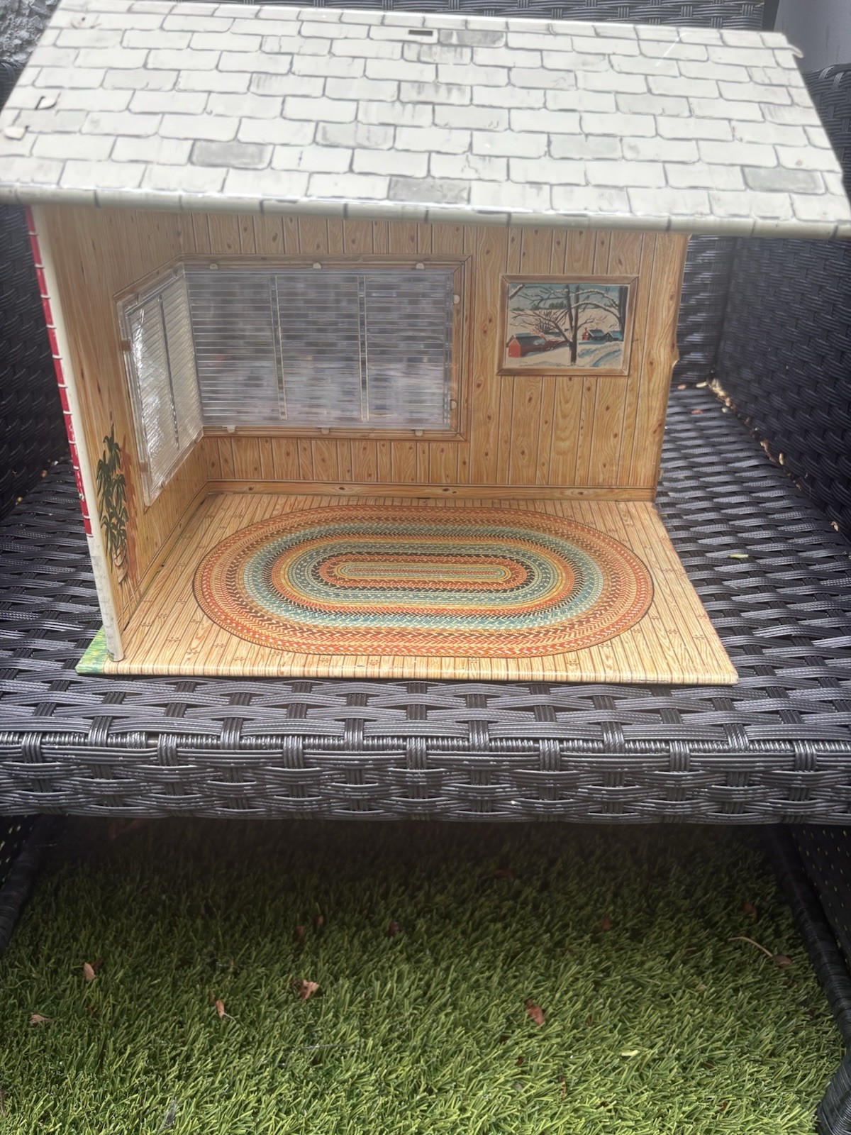 Metal Dollhouse Room