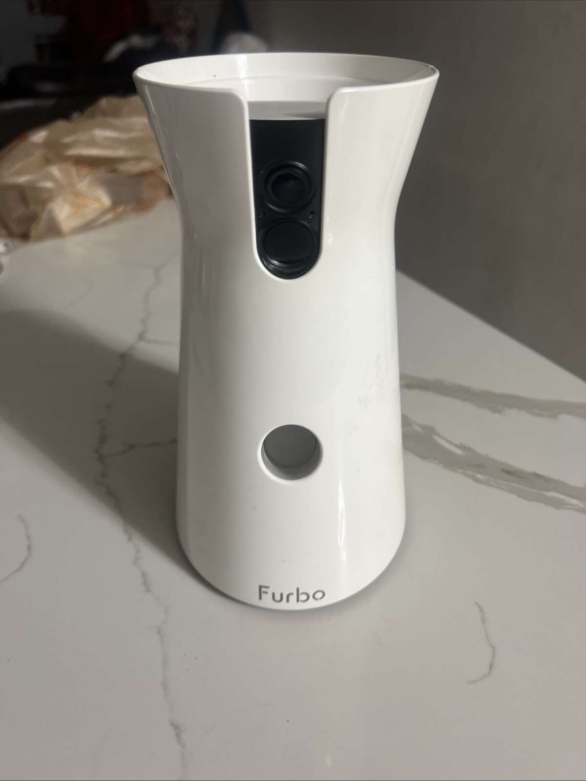 FURBO DOG CAMERA TREAT TOSSING FULL HD WIFI PET CAMERA 2-WAY AUDIO FURBO2