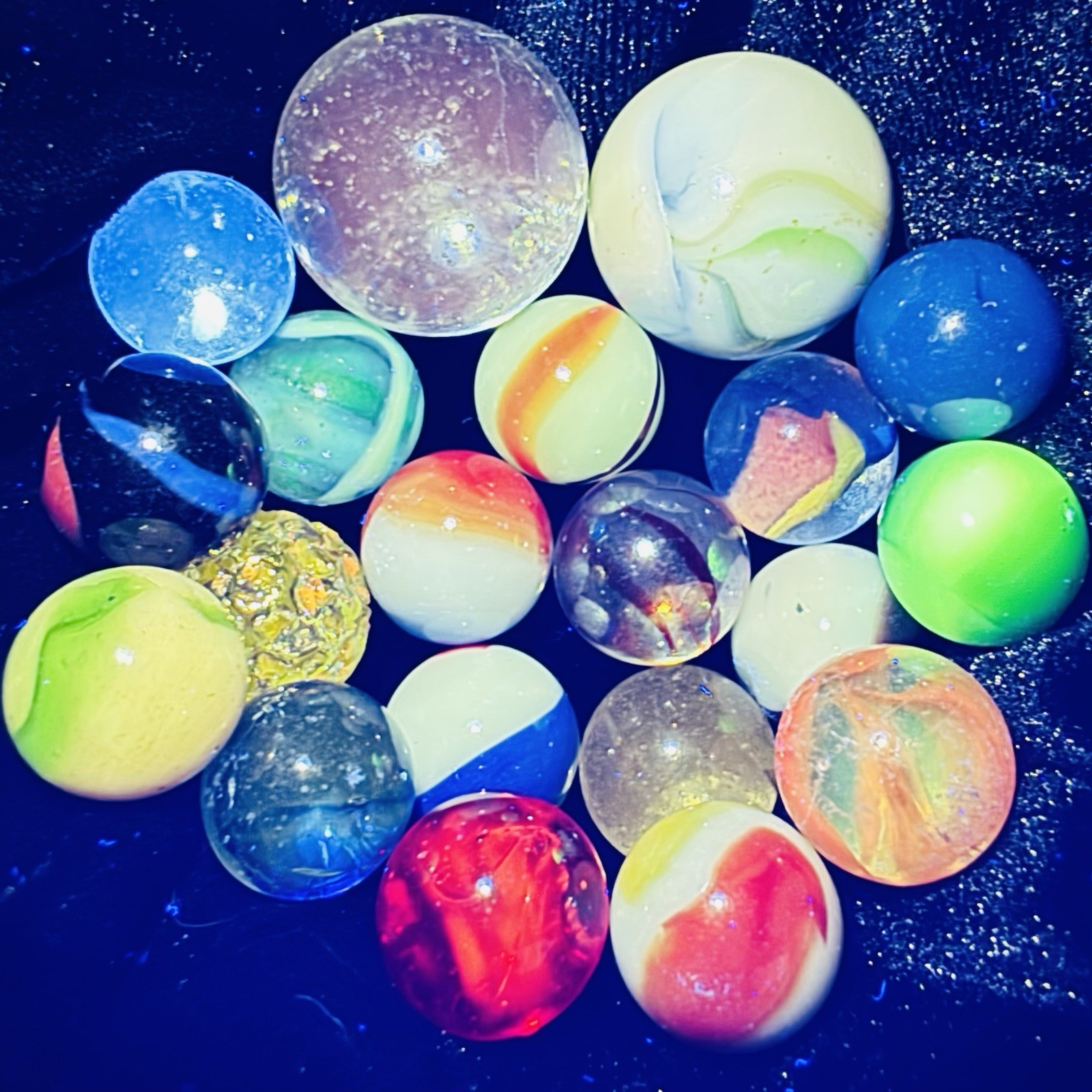 Vintage Marble Lot Of MARBLES UV Reactive Cadmium Uranium Lot #116