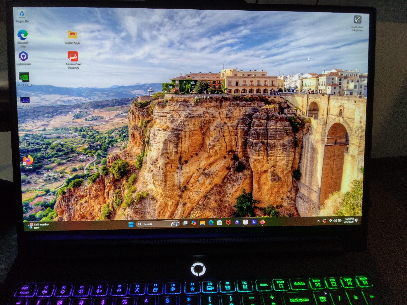 LENOVO LEGION PRO 7 16" GEN 10 AMD 9955HX 5070TI OLED DISPLAY 32GB 1TG NVME SSD