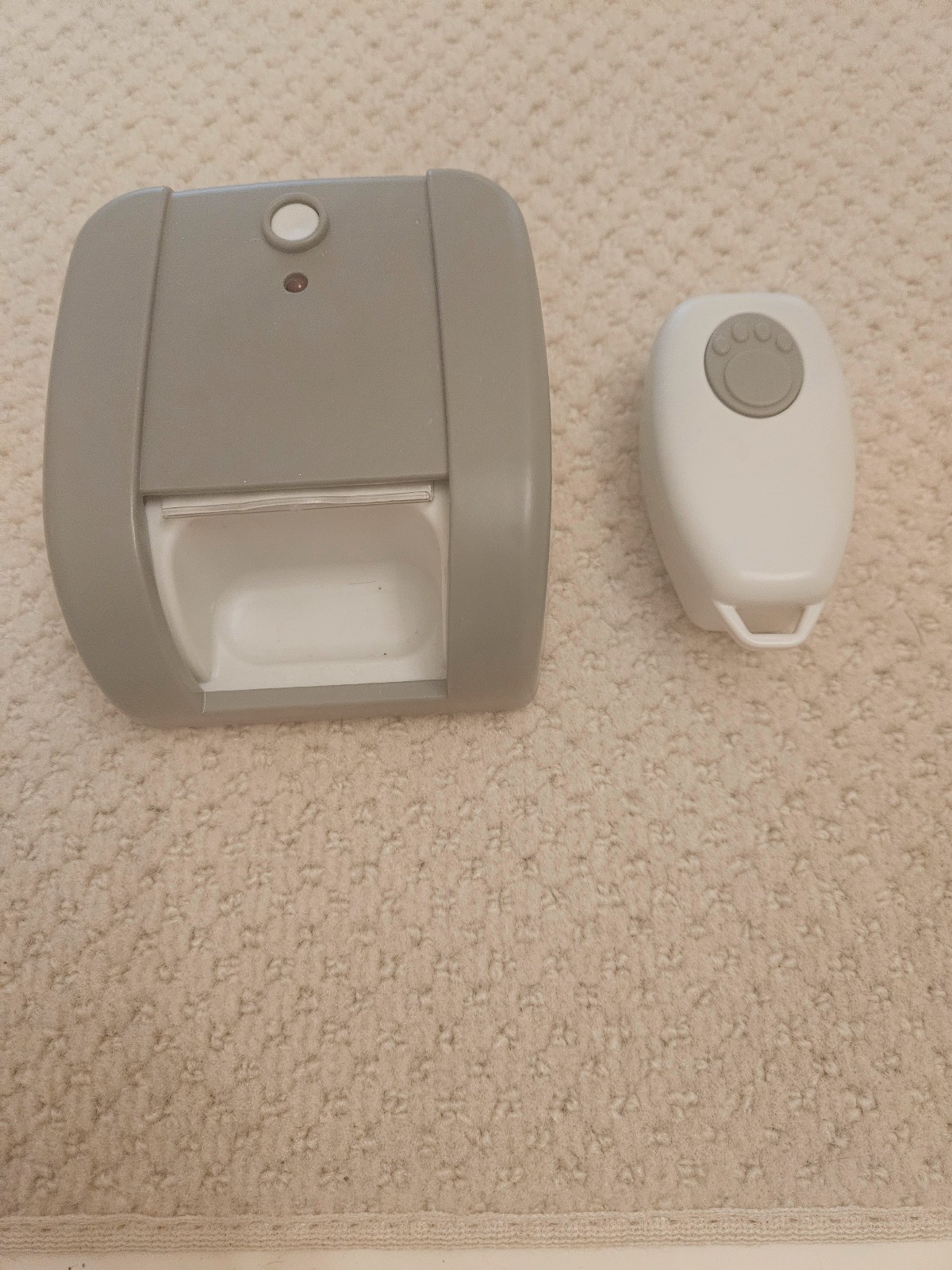 Dog Agility Treat Dispenser + Remote. Train + reward your agility dog remotely. 