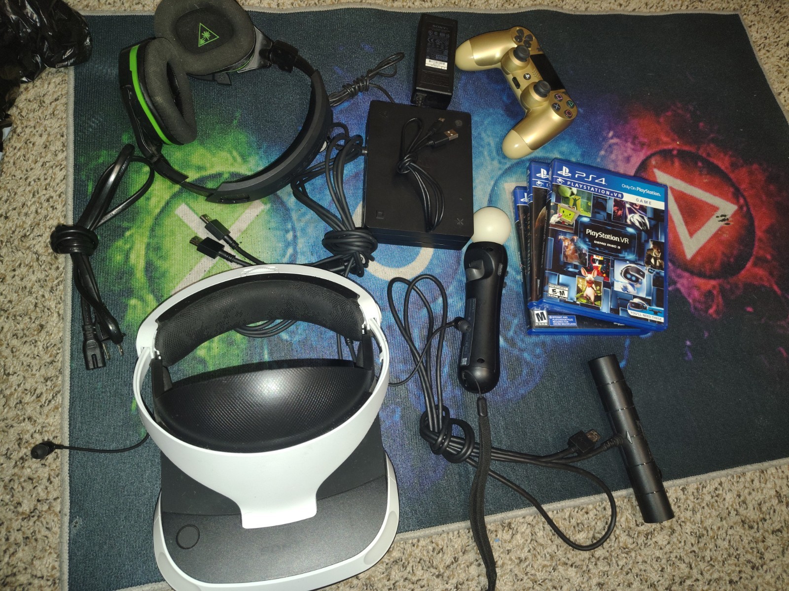 ps4 vr head set with everything 