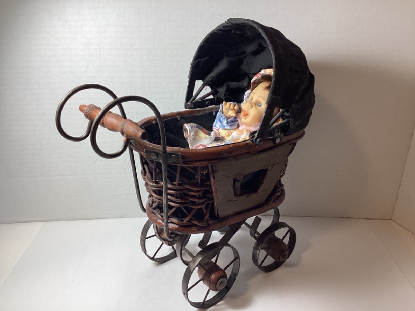 Vtg. Wicker Baby Buggy Doll Carriage Decor & GI-Go Pals 8”  Bean Bag Vinyl Doll