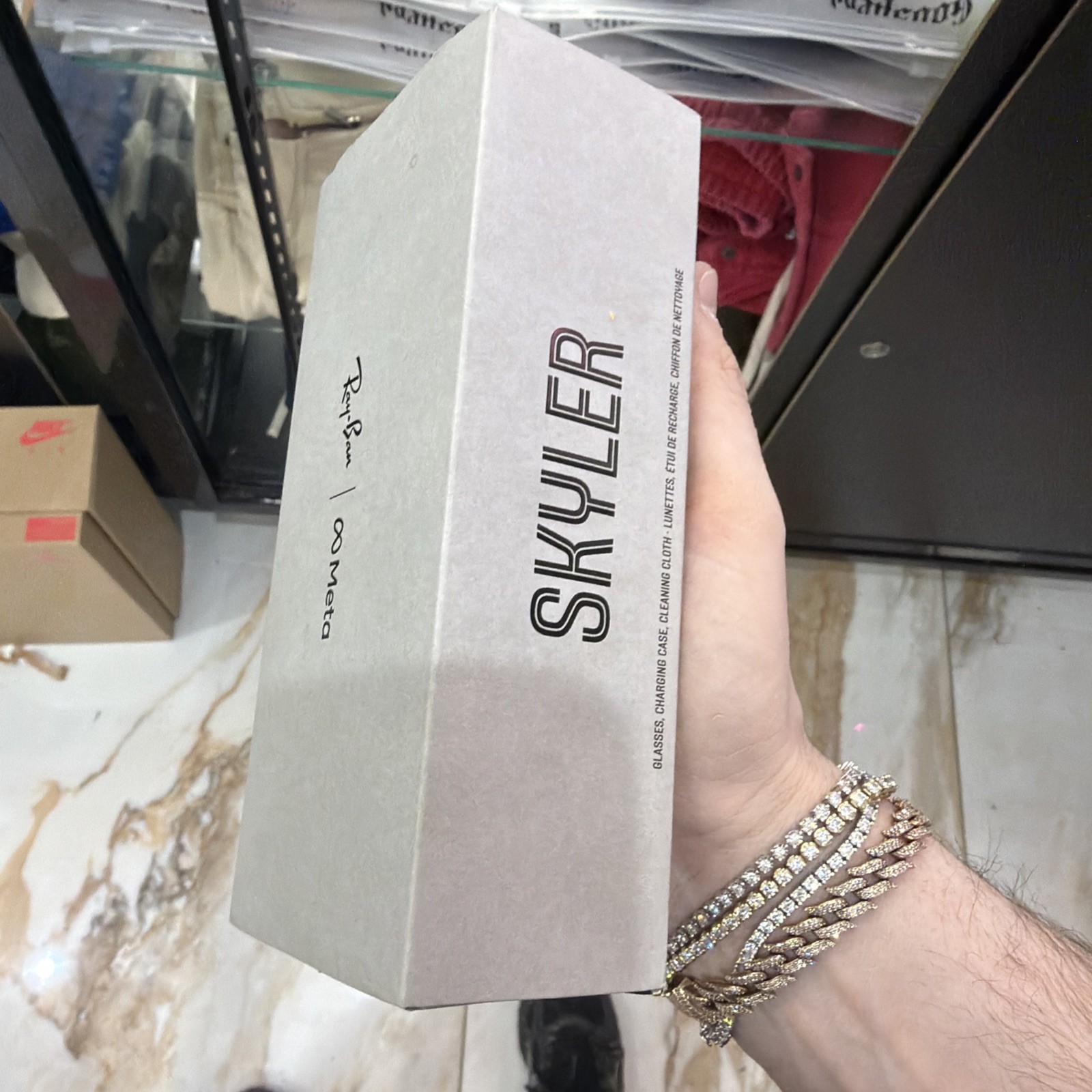 RAY-BAN Meta RW4010 SKYLER Smart Sunglasses Shiny Black/ G15 Green Lenses 09/27