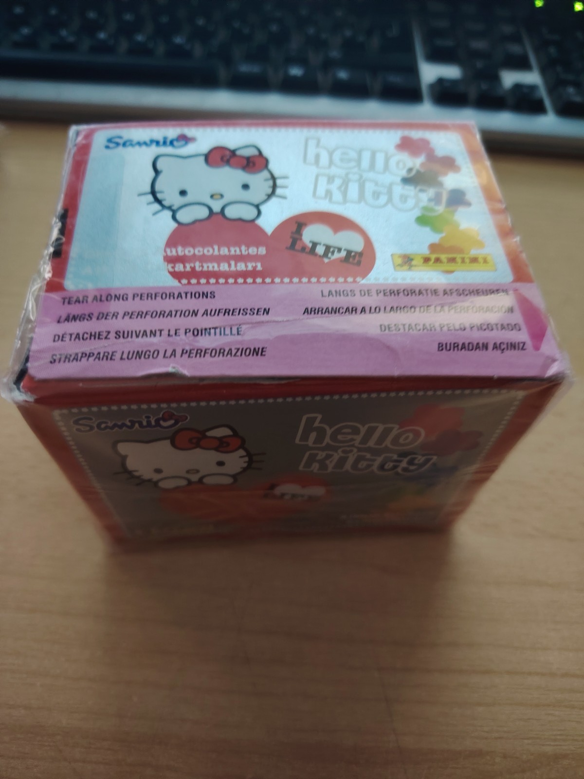 PANINI  HELLO KITTY -  I LOVE LIFE BOX