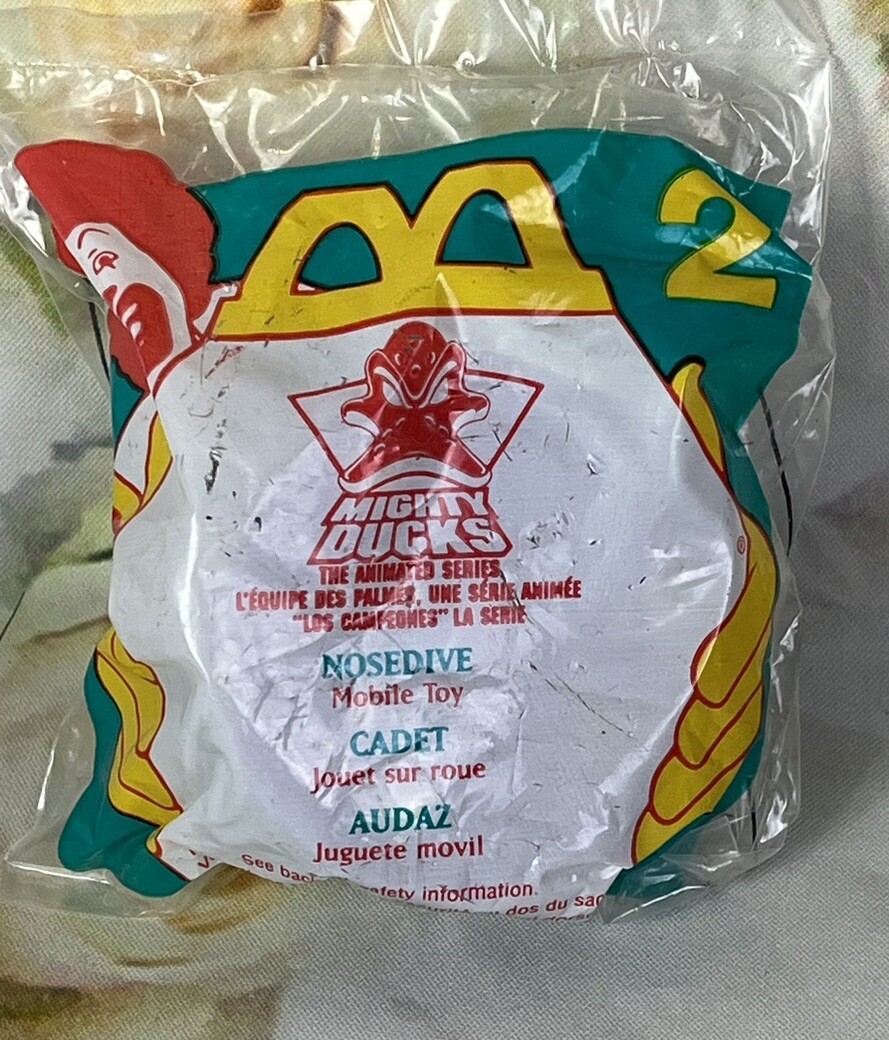 Mighty Ducks Hockey Puck #33 NOSEDIVE 1996 #2 McDonald’s Happy Meal Toy NEW