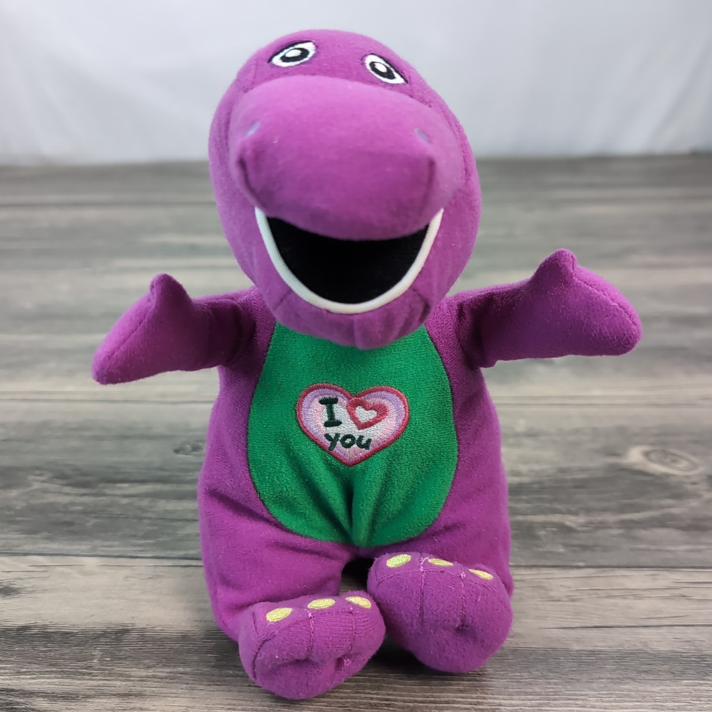 Barney Purple Dinosaur 8" Plush 2013 Sings Theme Song TESTED "I Love You" 