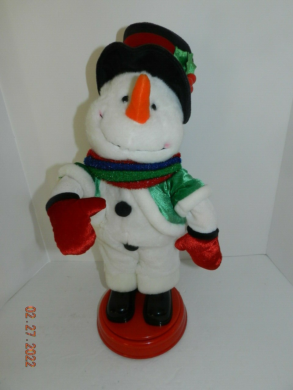 Gemmy Animated Hip/Butt shaking Swinging Snowman Dances 