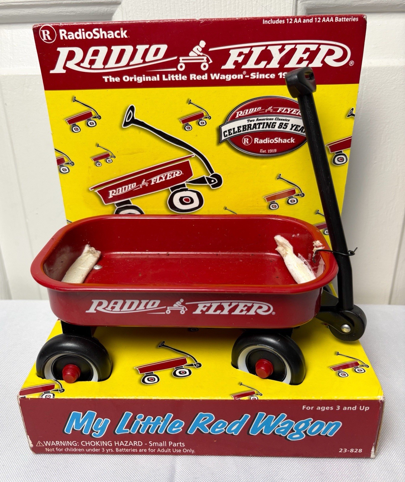 Radio Flyer Red wagon Miniature Radio Shack 6 inches