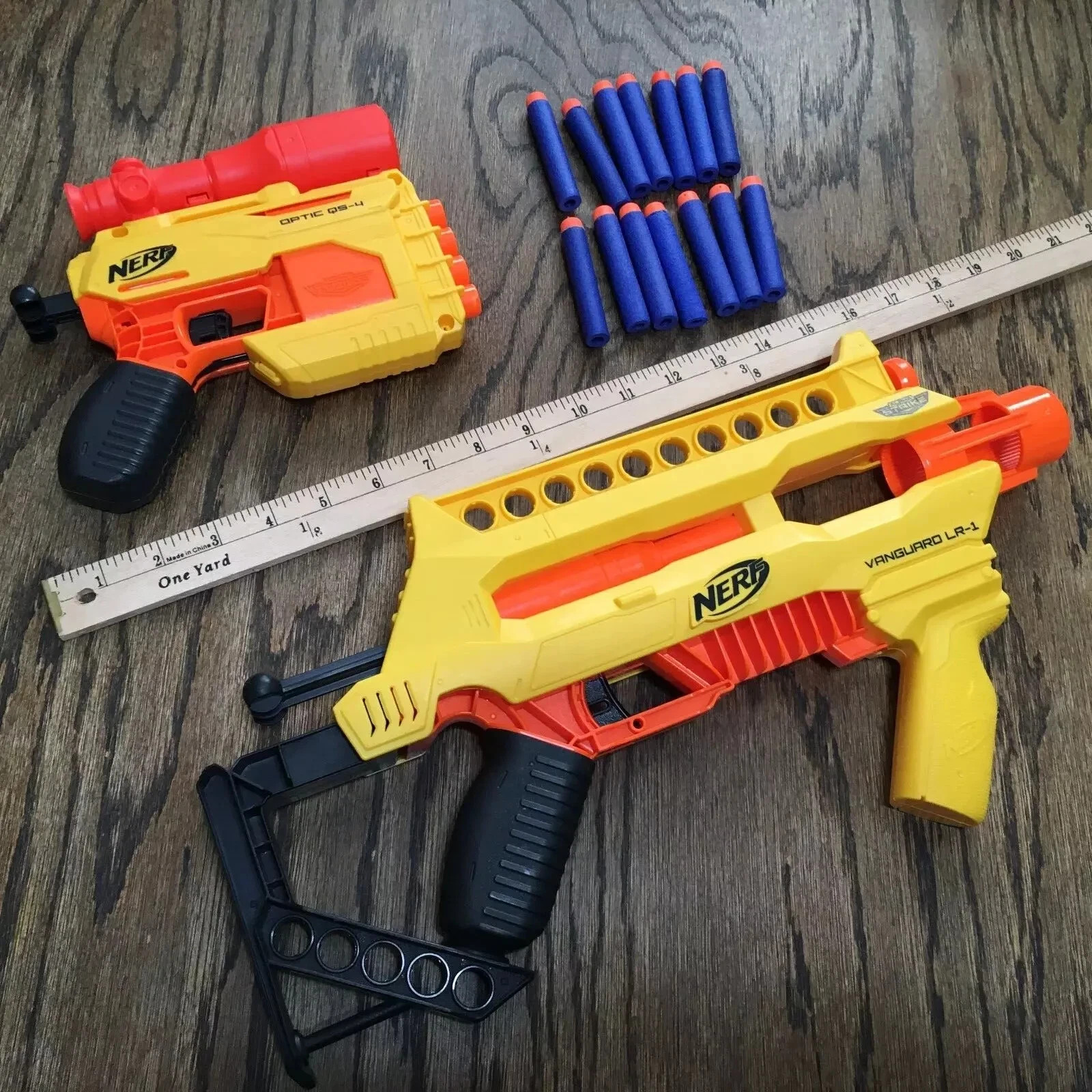 Lot of 2 Nerf Alpha Strike Blasters Vanguard LR-1 and Optic QS-4 with Darts