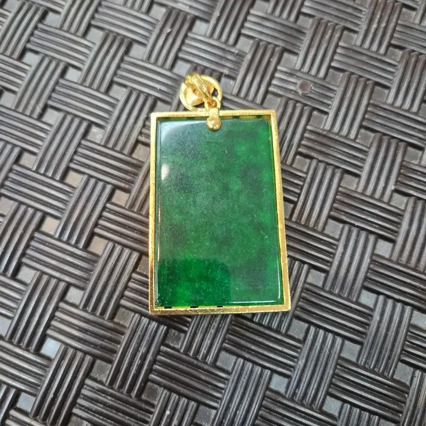 Jadeite Pendant Necklace Silver Metal Carved Dragon 3.5x5cm Unused