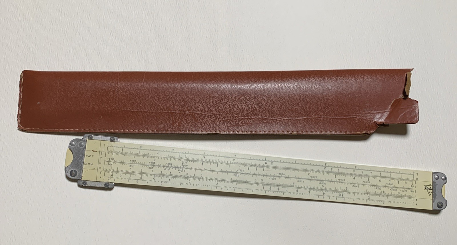 Pickett Model N902-T Simplex Trig White Slide Rule & Brown Leather Sheath *READ*