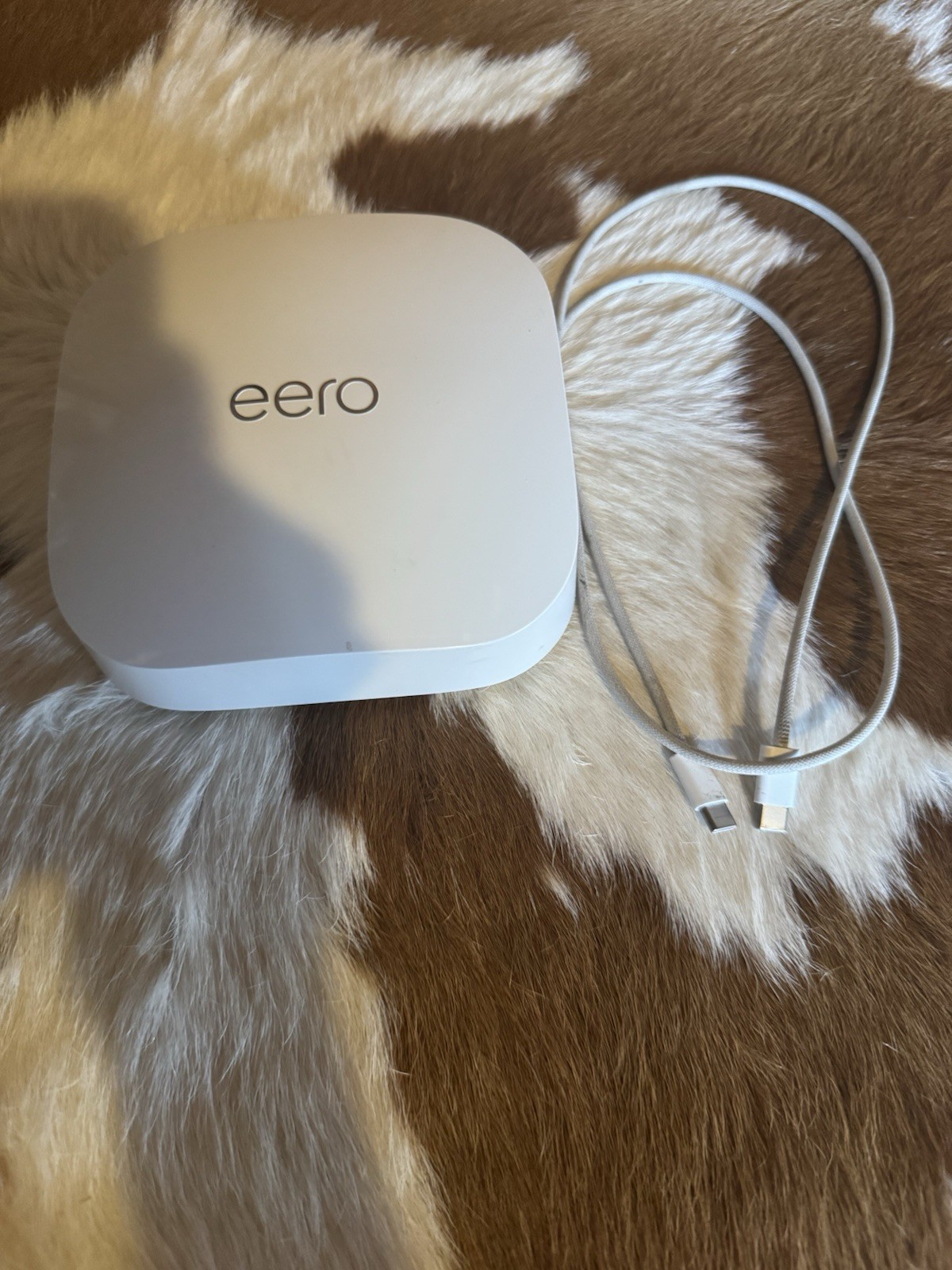 eero pro 6e Tri Band WiFi 6E S010001 Mesh WiFi Router