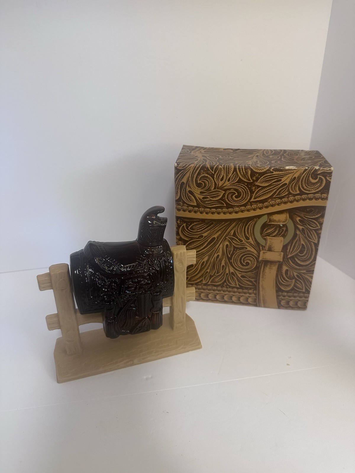 Avon Wild Country After Shave Western Saddle Bottle /Box Vintage