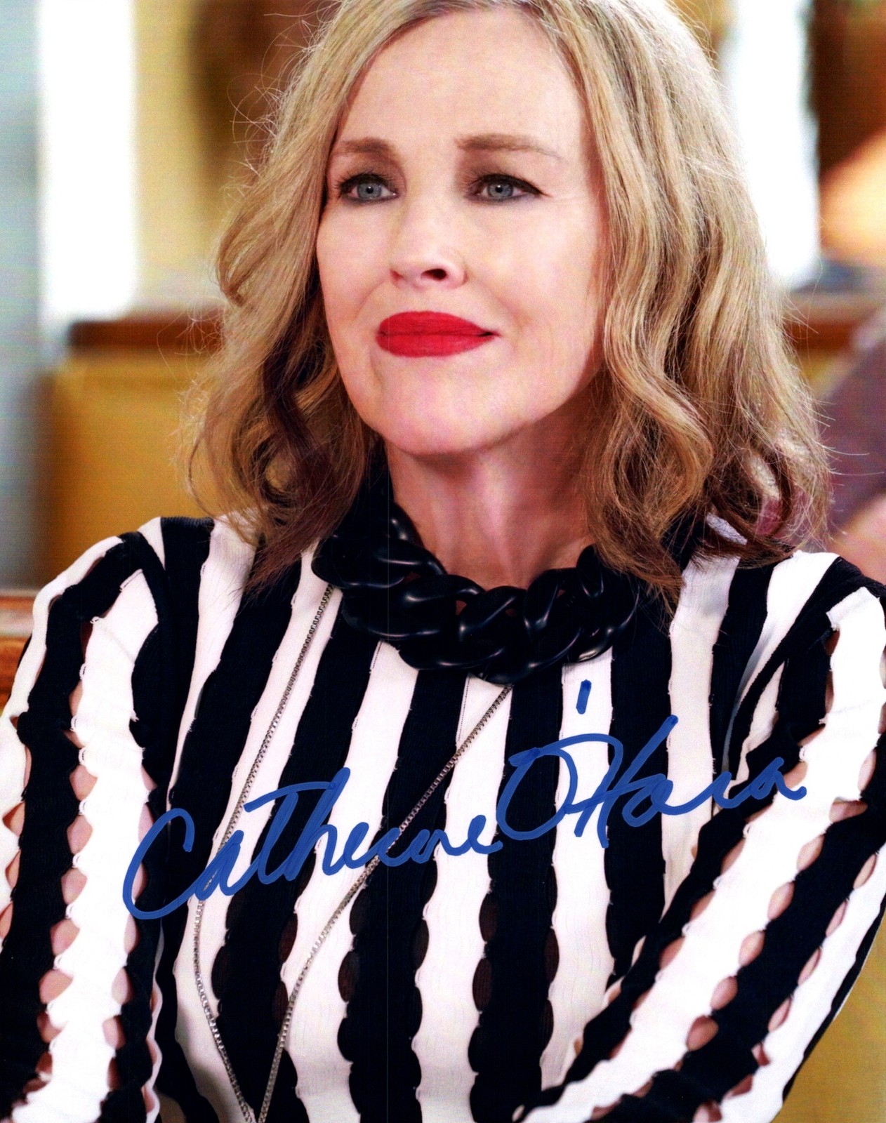 Catherine OHara Close Striped Top Signed Autographed Photo Authentic 8X10 COA