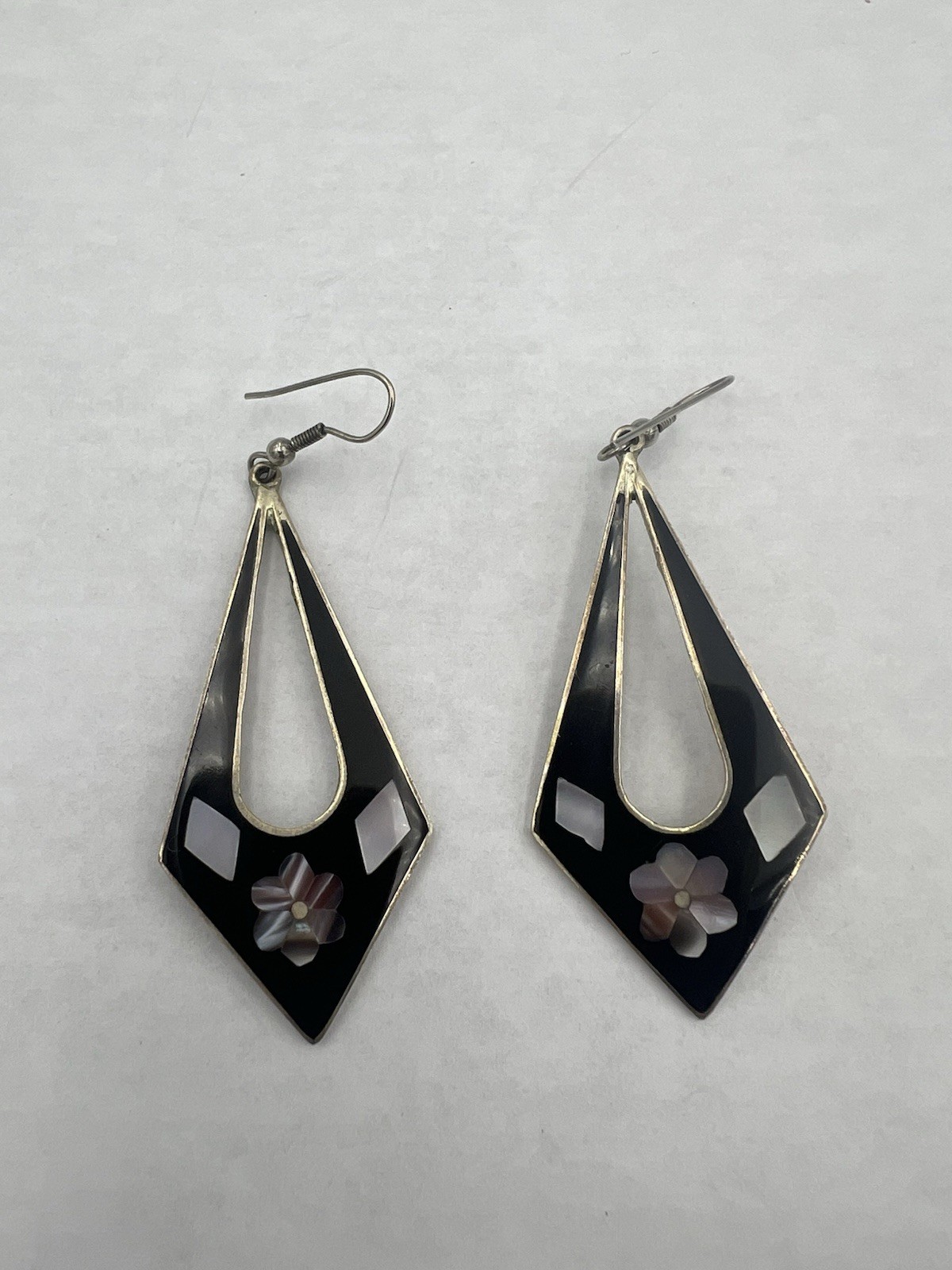 Vintage Alpaca Mexico Silver Earrings Black Mother Of Pearl Inlay Flower