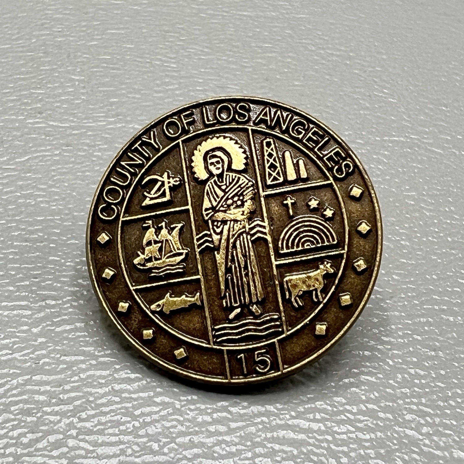 Vintage County Of Los Angeles California 15 Year Service Award Lapel Pin Cross