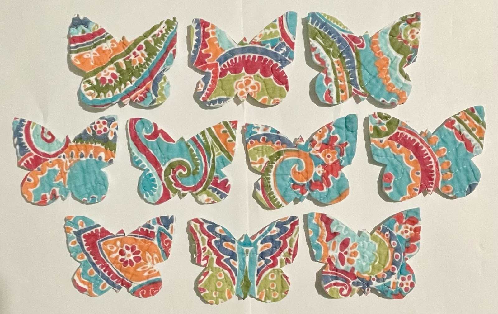 10 LOVELY CUTTER QUILT BUTTERFLIES! FABULOUS COLORS!! APPLIQUÉ, SCRAPBOOKING!