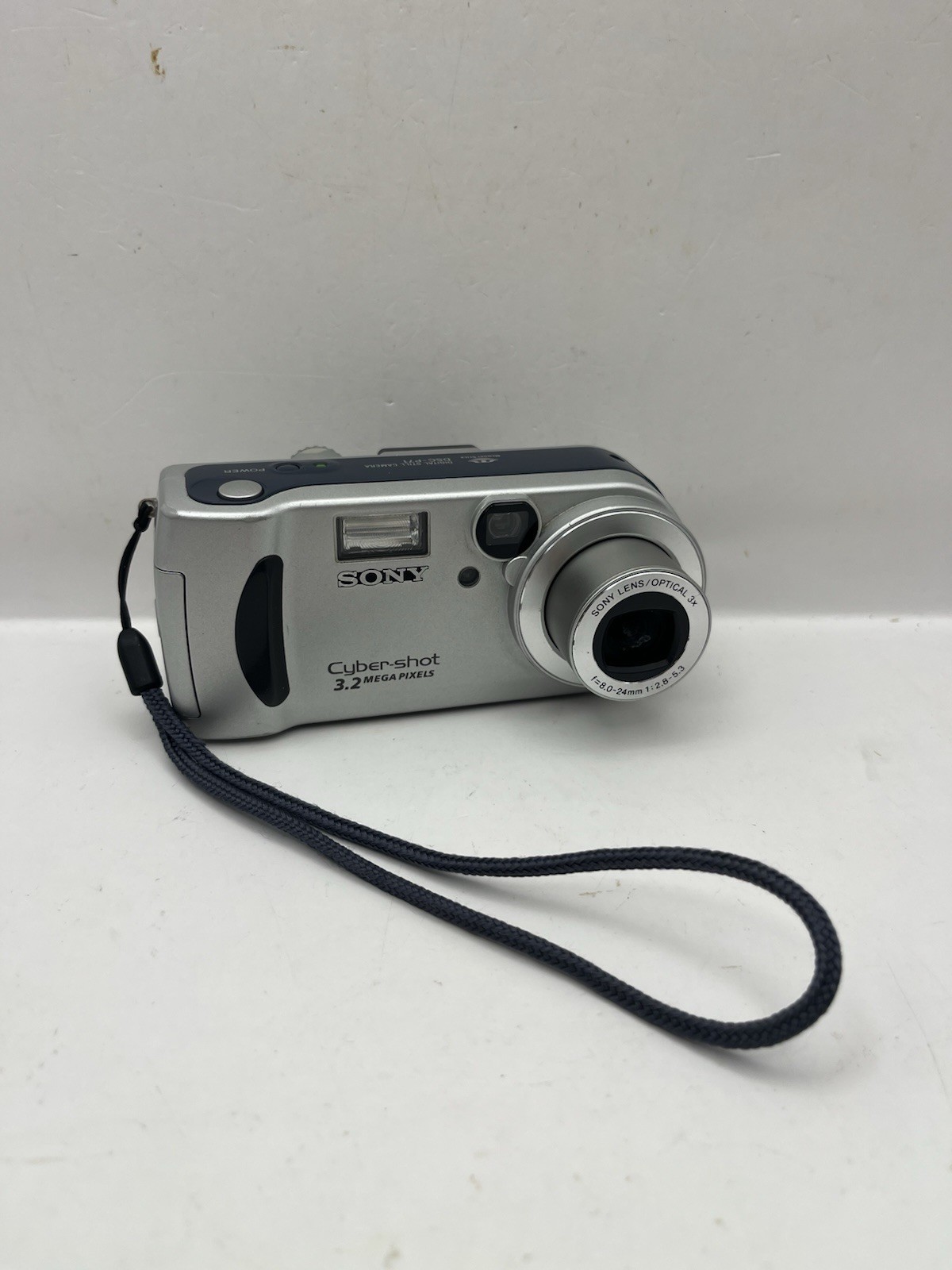Sony Cyber-shot DSC-P71 3.2MP Digital Camera 3x Zoom Silver Tested Working