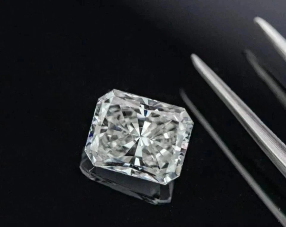 2 Ct Loose Lab-Grown Diamond 7x9 mm Radiant Cut VVS1 - Certified.. T136