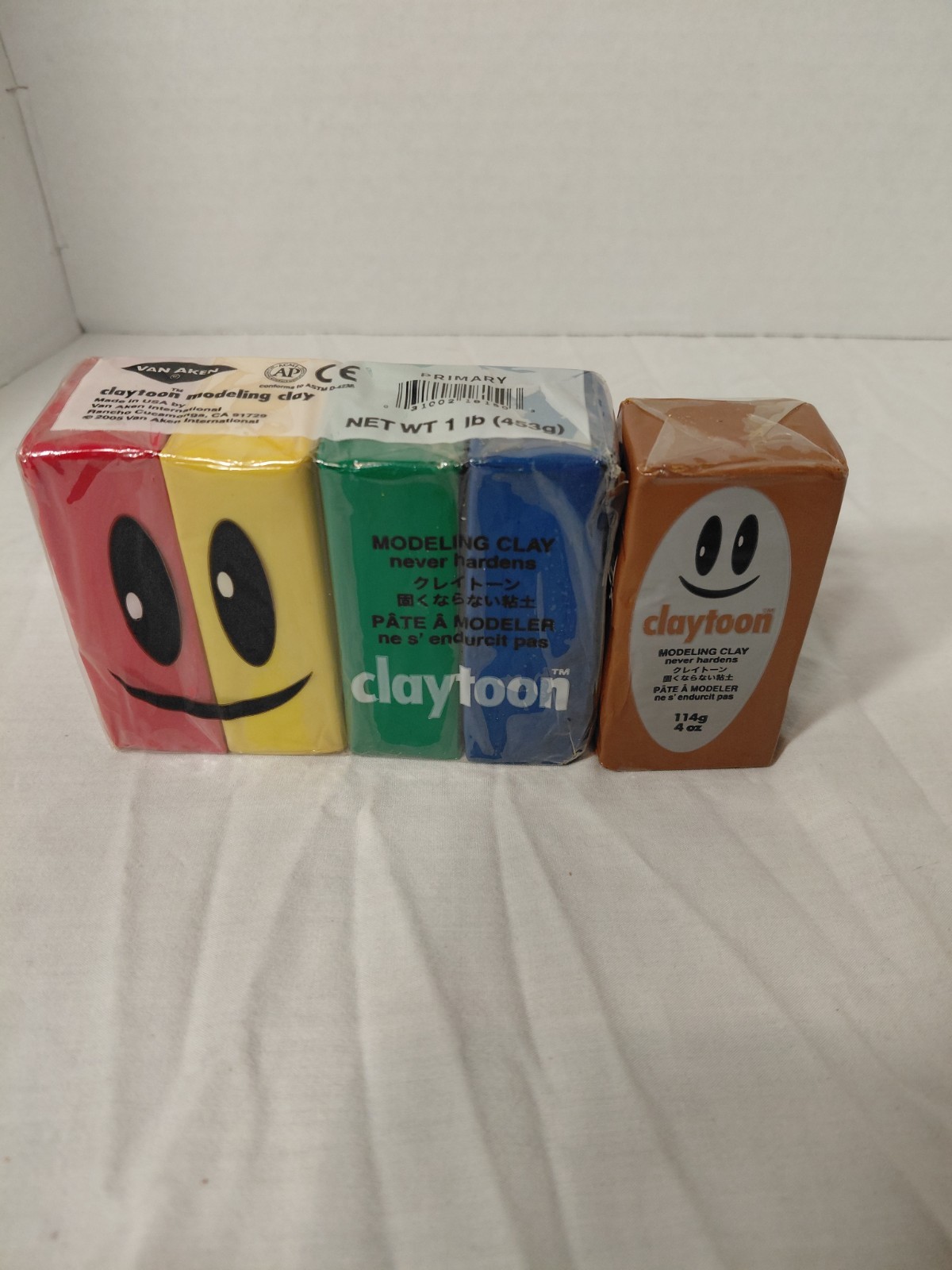 2 Van Aken International – Claytoon – Non-Hardening Modeling Clay –