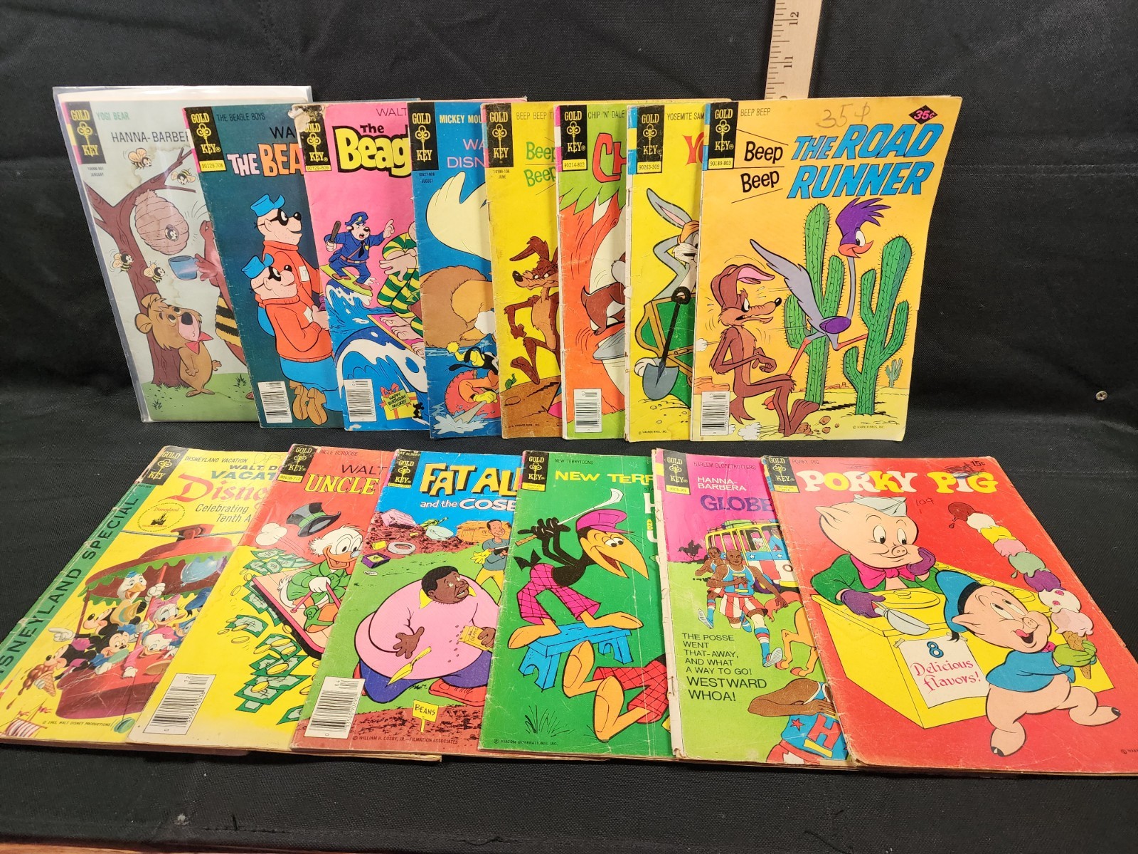 Comic Book Lot Of 14 Gold Key Cartoon Comics Globetrotters Fat Albert Bugs Bunny