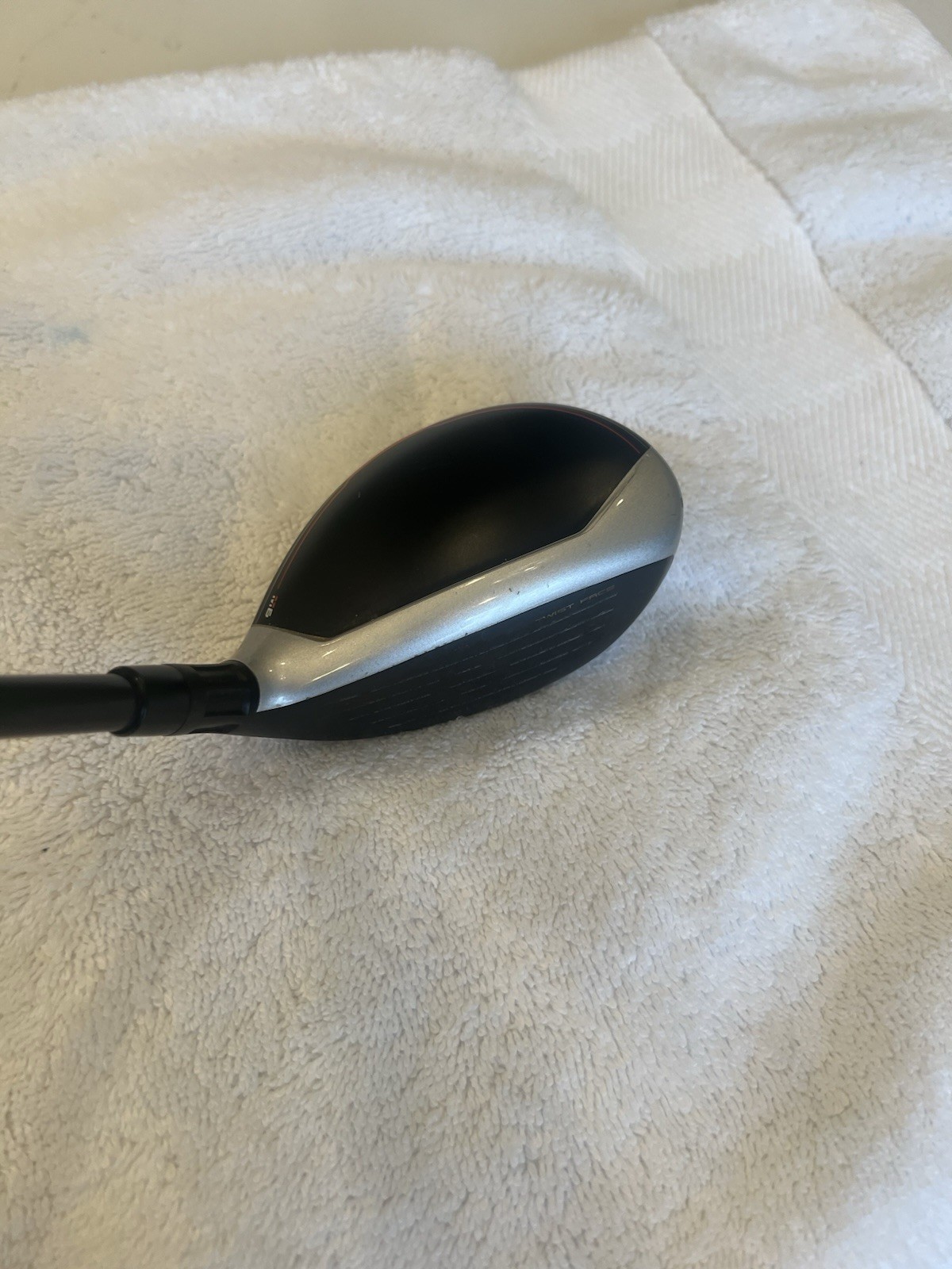 LH TaylorMade M6 4H Hybrid 22° Regular Flex Graphite Shaft Black Silver