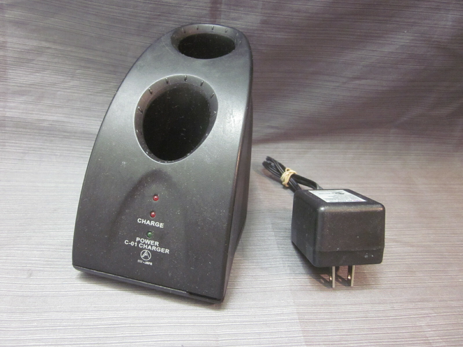 AV-Jefe Wireless Microphone Dual Charging Dock with Power C-01